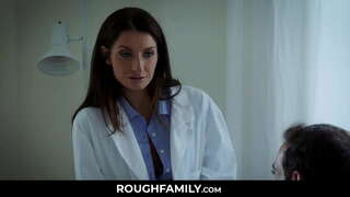 Silvia Sage ວດກາລູກຊາຍຂອງນາງເປັນລໍາຕັ້ງຊື່ຕົ້ນສະບັບ