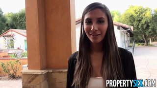 PropertySex Karstā Aģents ar Pārsteidzošu Ķermeņa Dauza savu Klientu, lai Saņemtu Sarakstā PropertySex Karstā Aģents ar Pārsteidzošu Ķermeņa Dauza savu Klientu, lai Saņemtu Sarakstā