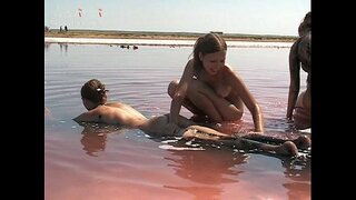 أبيلينا &amp; أمبير; فالنتينا يتيح غسل الآن