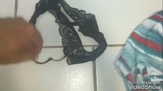 Кревет милитанти у канцеларији