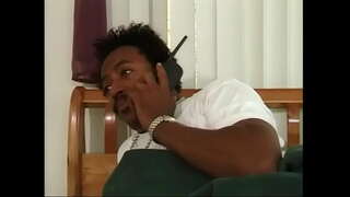 Seksi wanoja hideung jeung buuk beureum jeung big boobs méré BJ teras meunang nya cunt ngeusi hideung dick jero rohangan